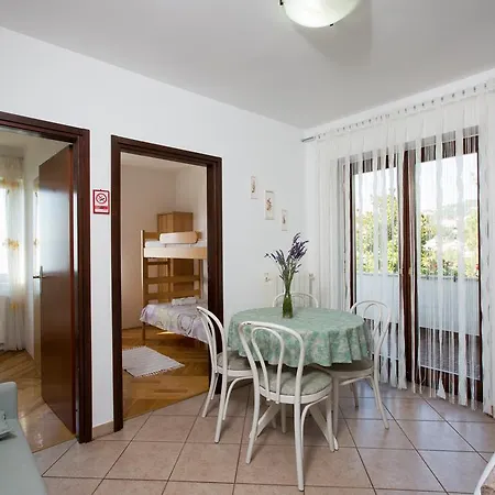 Apartments Kinkela Opatija Zimmer foto